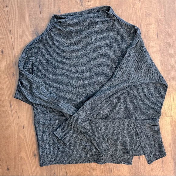 * SOLD * Free People Grey We The Free Londontown Thermal - Picture 4 of 5
